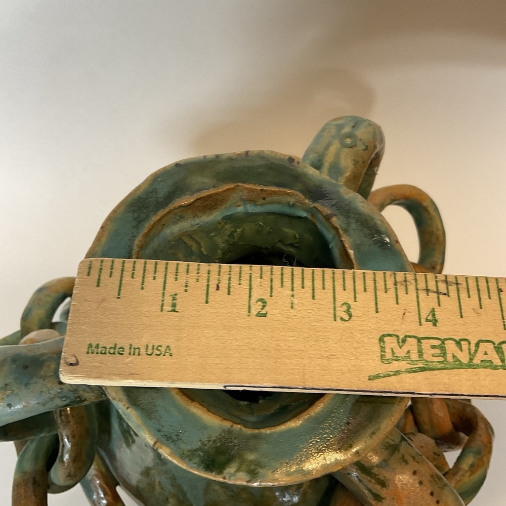 Large Vintage Handmade Asian Tan Green Light Salt Glaze Pottery Chain Wrap Vase - Picture 4 of 15